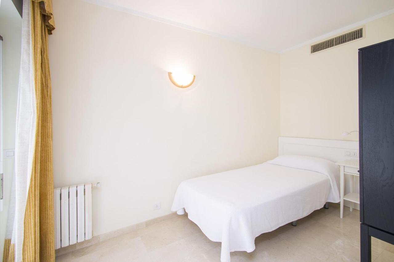 Seafront Ap Acuario Apartment ปอร์ต เด โปเญนซา ภายนอก รูปภาพ